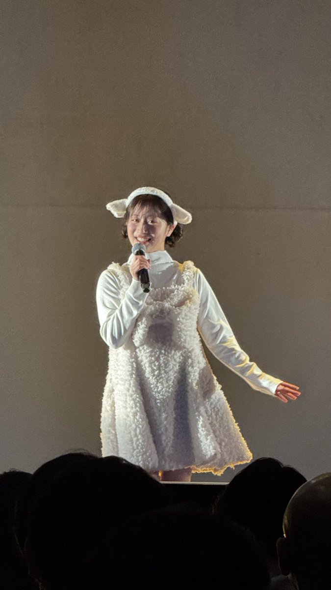 r_nn_48's tweet photo. #川上千尋 #1stカレンダーふぁんいべんと 
in大阪1部 https://t.co/f6wDABEauS