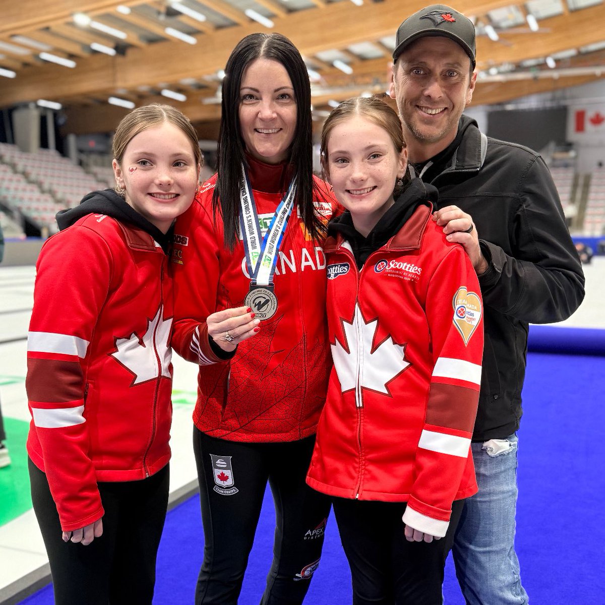 Curling Canada tweet media