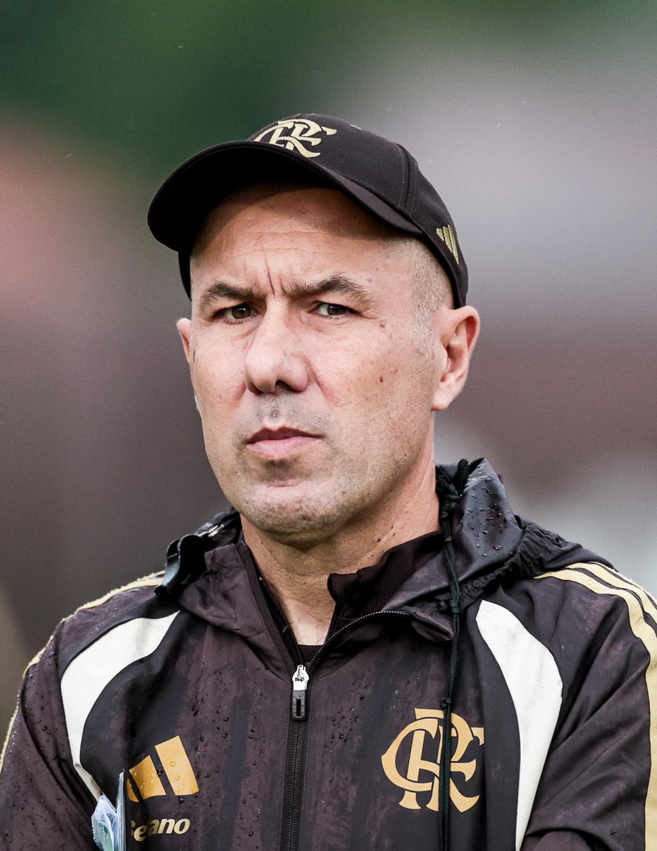 eduardo 🗡 tweet media