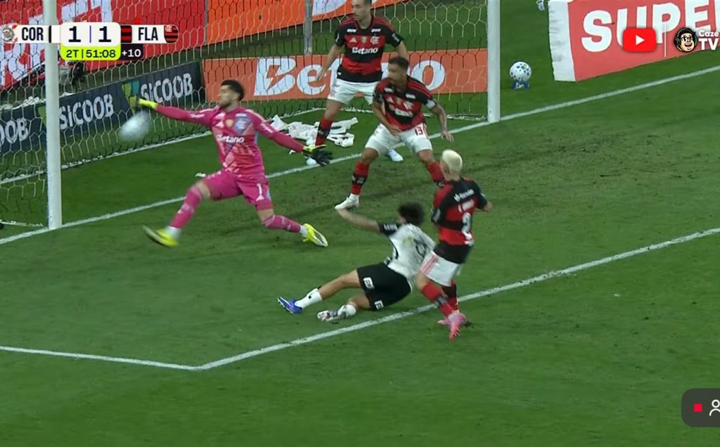 É impressionante como o Rossi cresce quando o time mais precisa

te amo