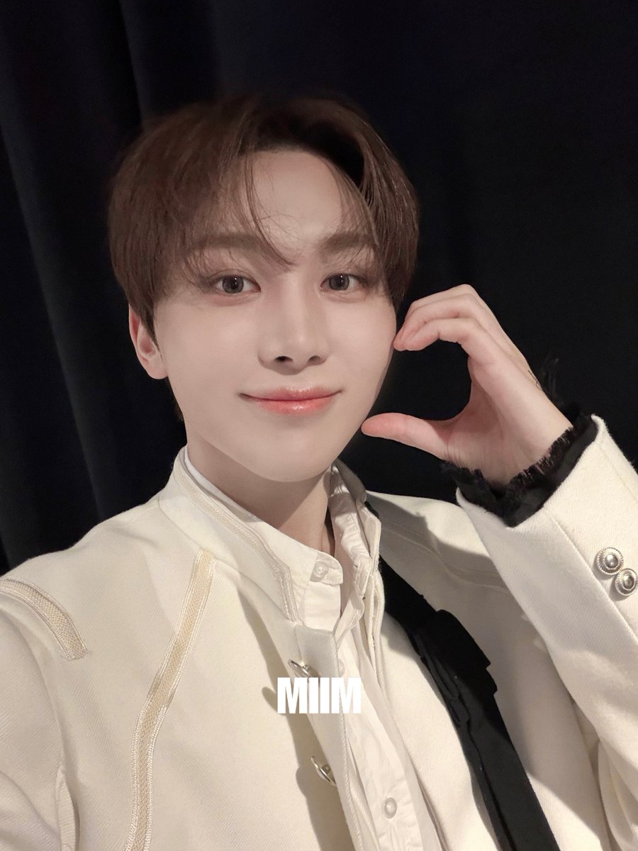 [EXCLUSIVE] 부승관 MBTI 조사해 봤는데 ’CUTE‘랑 ’LOVE‘ 번갈아 가면서 나온다며? 📈💓

✔️ 밈 팔로우 하고 세븐틴 독점 콘텐츠 미리 보기 😁

#승관 #SEUNGKWAN #세븐틴 #SEVENTEEN #kpop #마이밈 #myidolmiim

instagram.com/p/DWN9NAOCfVv/…