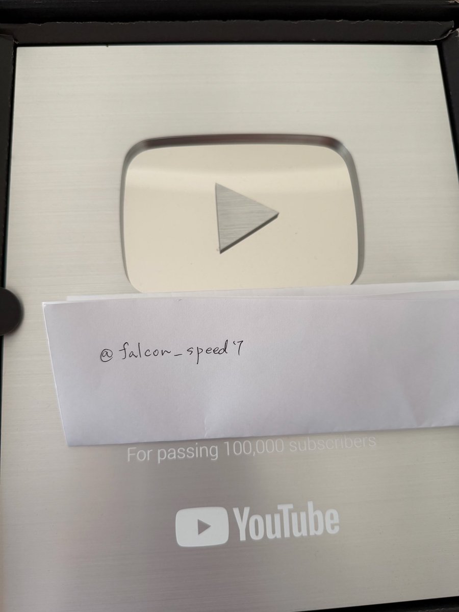 ファルコン tweet media