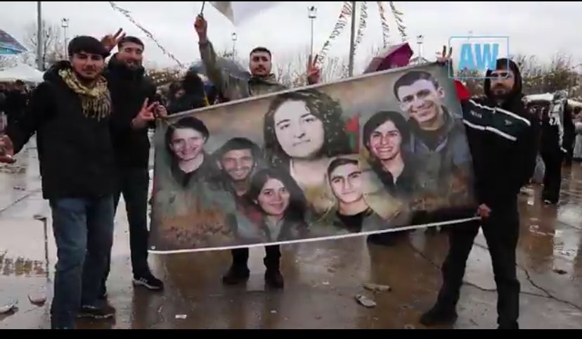 Bir tarafta TUSAŞ saldırısında şehit düşen canlarımız, bir tarafta onların katillerinin posterini açan namussuzlar. 
Hiçbir sebeple açıklanamayacak işler görüyoruz. Değil devlet, kabile bile şu rezilliğe izin vermez. Allah müstehakınızı versin.