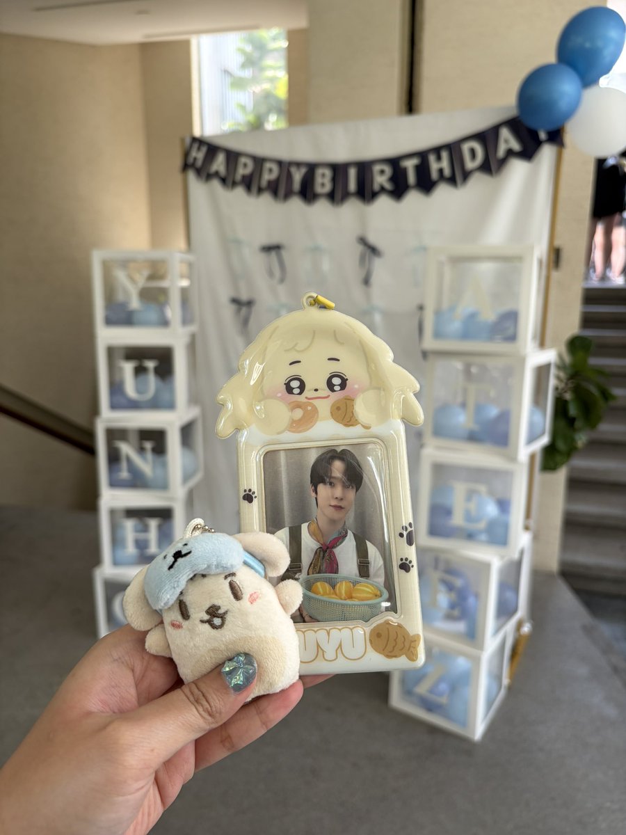 chin ✮ tweet media