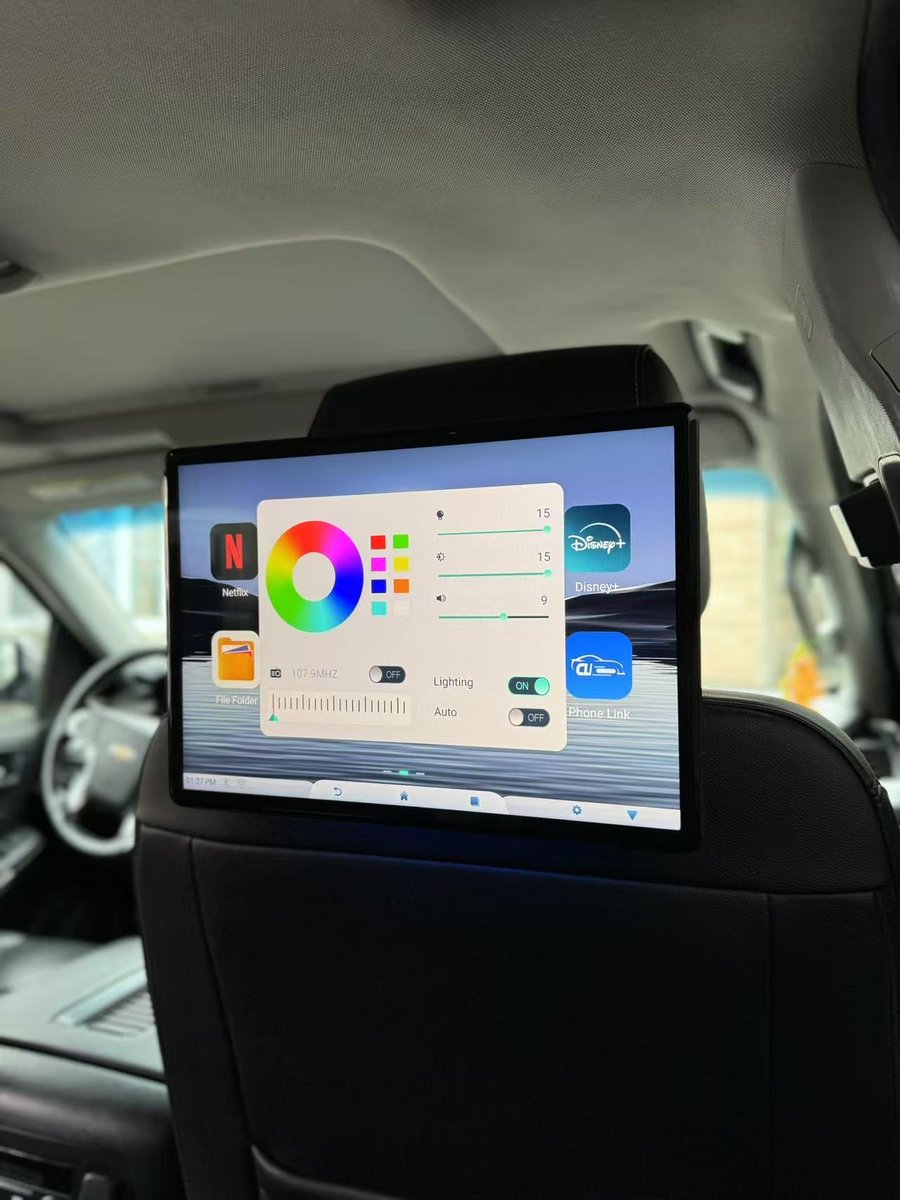 acesvision's tweet photo. 13.5 inch Google Licensed Android Rear Seat Entertainment for Chevrolet Suburban https://t.co/voCN30cvUE