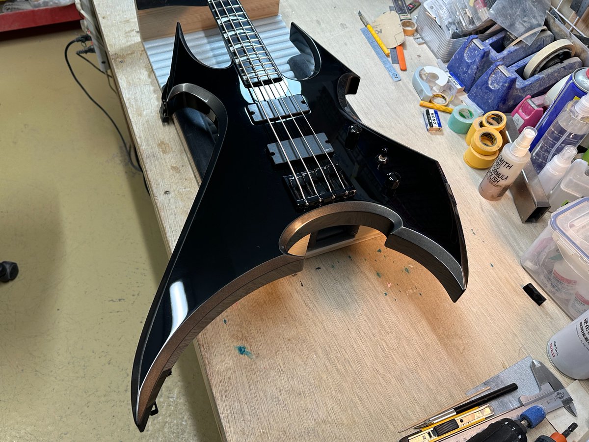 Fuga Guitars tweet media