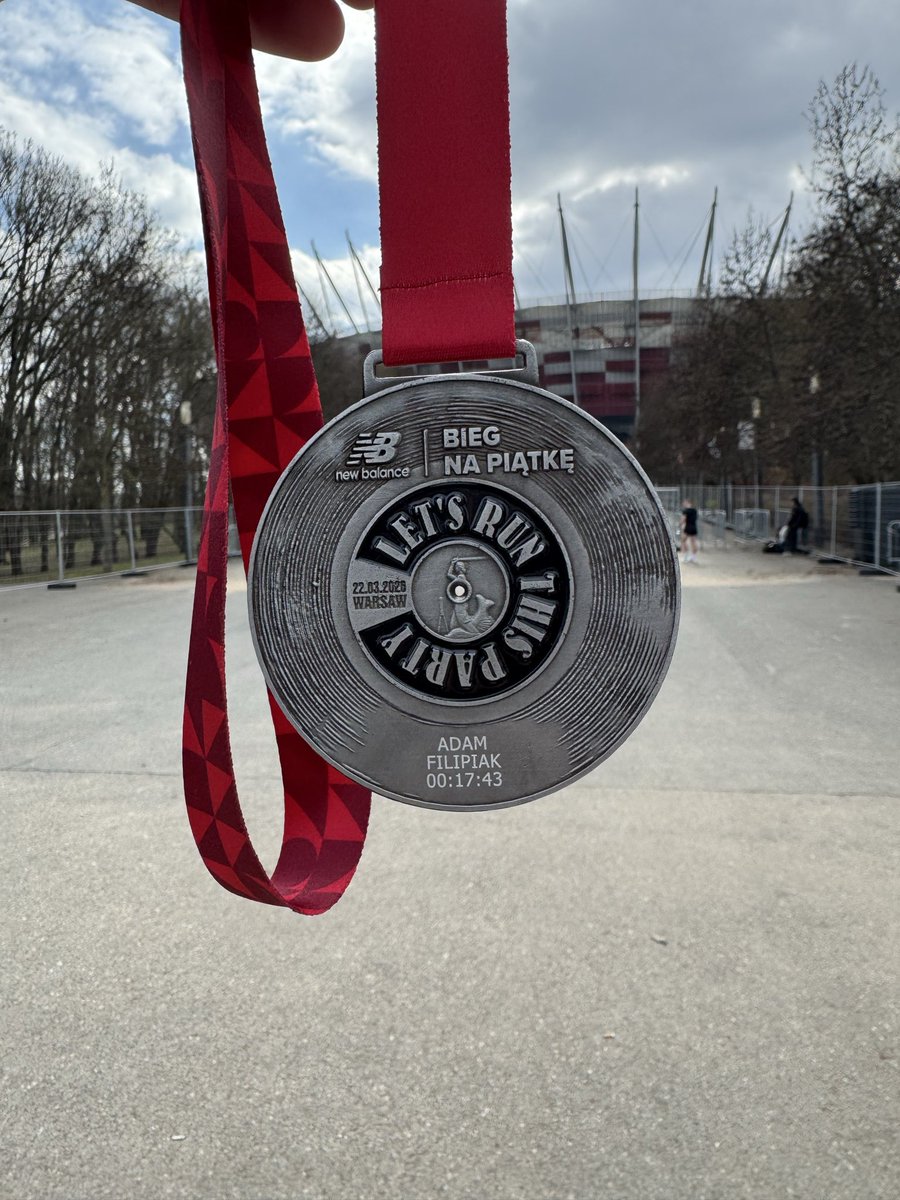 Medal Monday 🏅✅

5km 🆕🅿️🅱️🔥 ⏱️ 17min 43sek