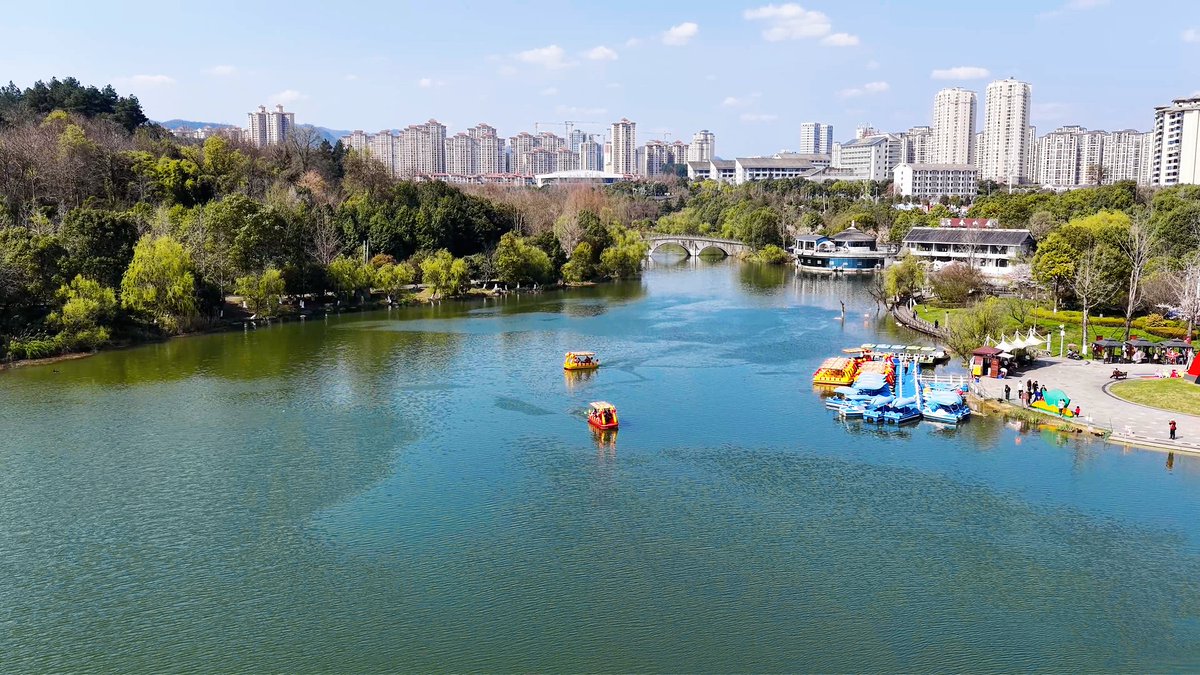 Fun ZunYi tweet media