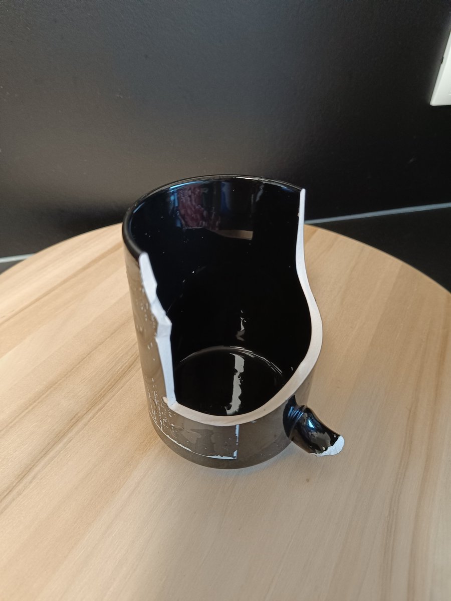 Pager fella 🇨🇿🇺🇦🇹🇼🇪🇺🇬🇪🇬🇱 tweet media