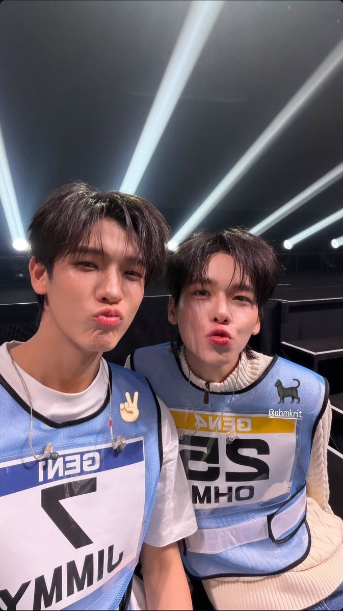 𝗝𝗶𝗺𝗺𝘆 𝗛𝗼𝘂𝘀𝗲🎸 tweet media