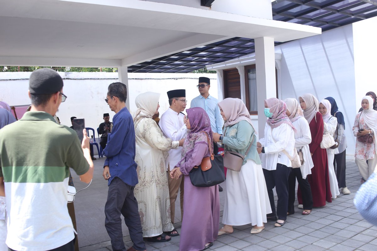 PMI Lombok Timur tweet media