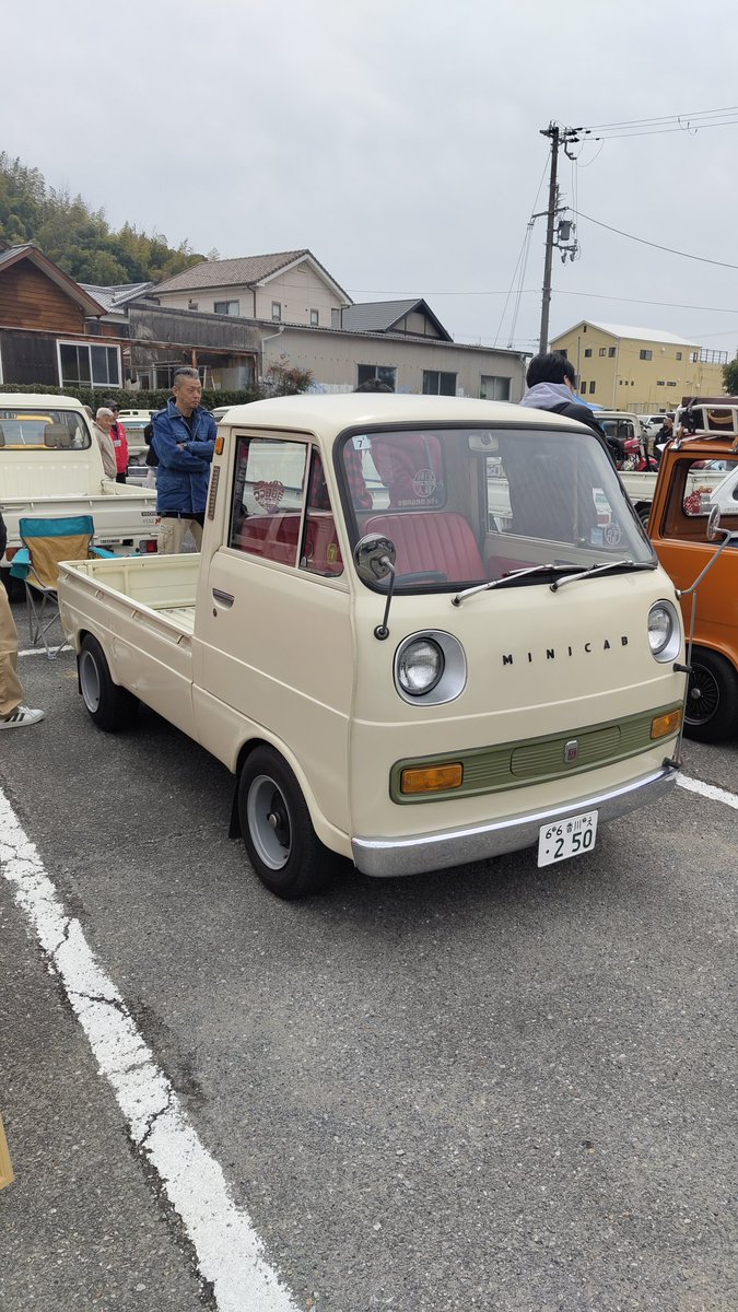 やーはる tweet media