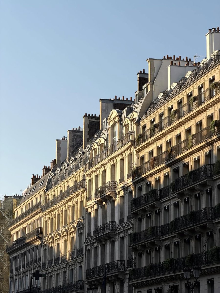 دِفء tweet media