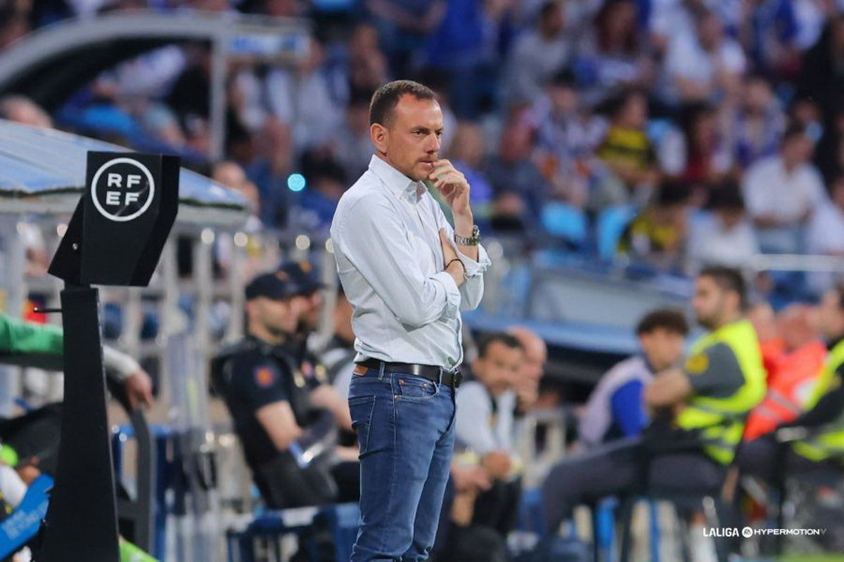 Jonathan tweet media