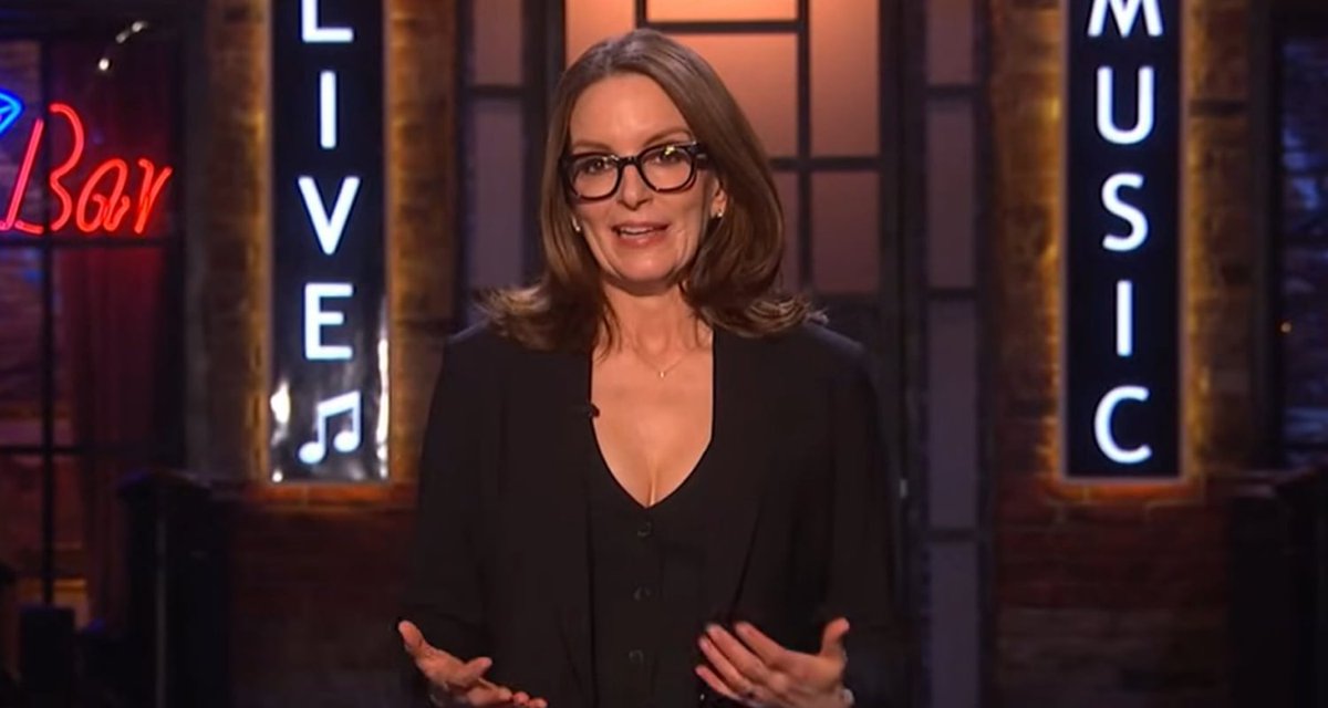 popxxtra's tweet photo. Tina Fey Hosts First-Ever 'Saturday Night Live UK,' 3 Celebs Crash Her Opening Monologue - Watch Now! https://t.co/tZrw42gptE