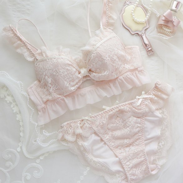 ๐ฟ๐๐๐ธ๐
๐ด๐_๐๐น๐น๐ผ๐ถ๐ผ๐ด๐ฟ tweet media