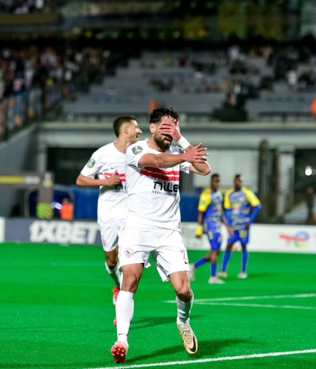 MickyJnr__'s tweet photo. Zamalek’s situation off the pitch is chaotic 😳

• 13 FIFA ban cases
• Over $5 million owed

…yet somehow, they’ve still powered their way into the CAF Confederation Cup semi-finals.

On the brink financially but still fighting on the pitch. Football can be unbelievable. 😉

#AfricanFootball
#Zamalek