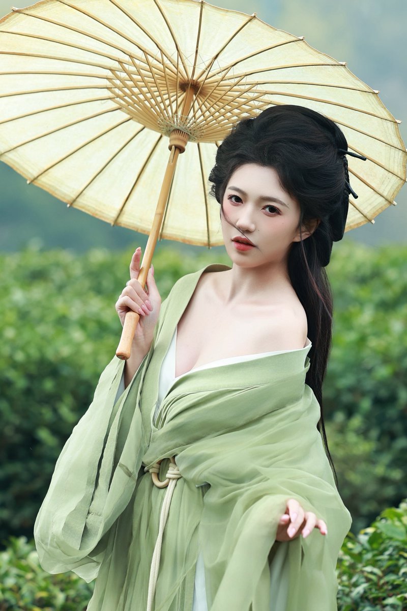 不是你的左 tweet media