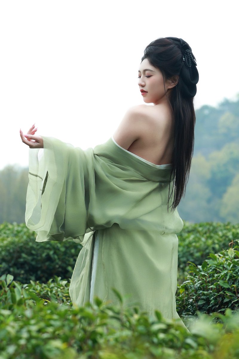 不是你的左 tweet media