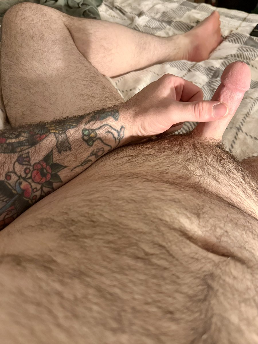 tiny stoner🍤👊 tweet media