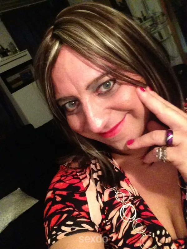 Deine reife, versaute Transnutte
sexdo.com/383886
TS Zeessy (49) Geisingen - Haus-, Hotel- und Clubbesuche