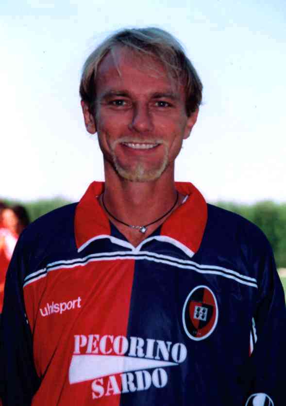 Budi Windekind tweet media