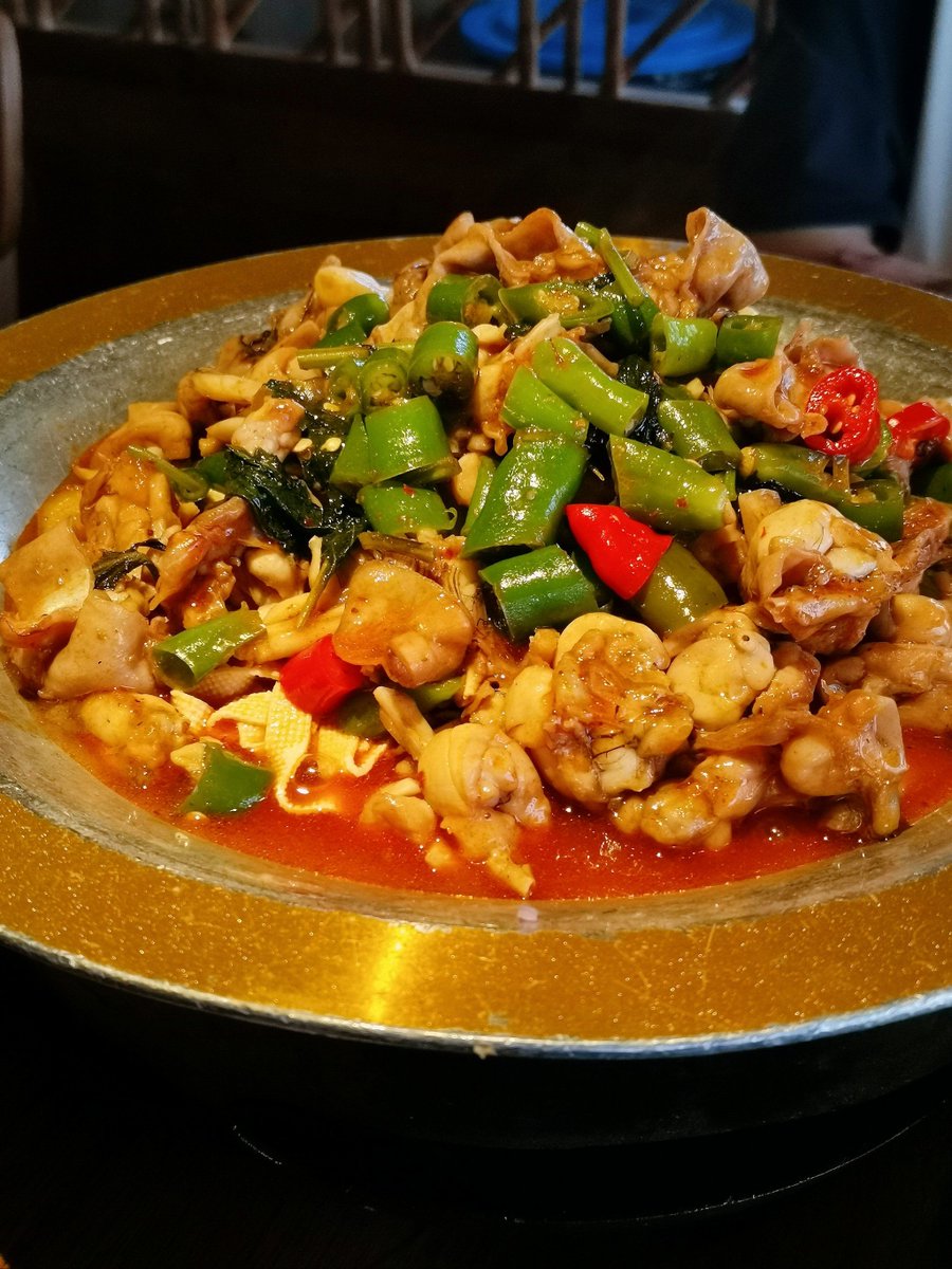 MoreControl tweet media