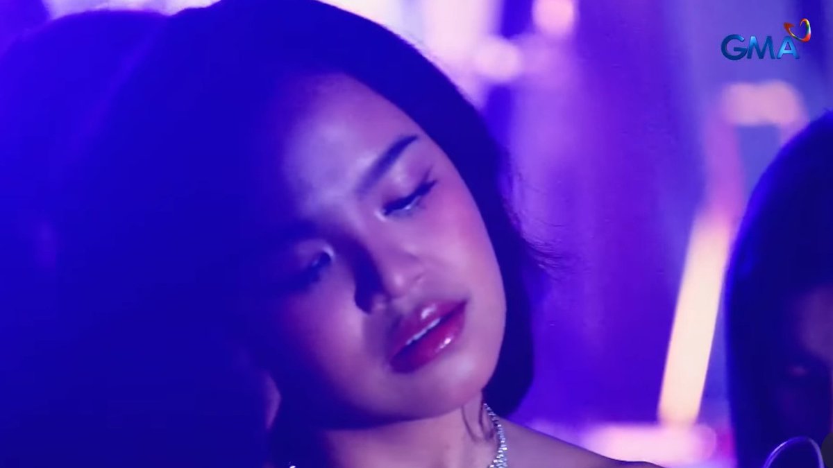 Ang ganda mo naman Jeni 🥹 

#Zephanie #BornToShine #BTSTheFirstNote