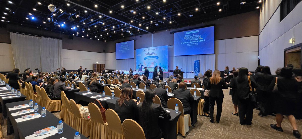 bizmatchingnews's tweet image. คปภ. เดินหน้าดัน e-Claim ทั่วประเทศ อบรมบุคลากรแพทย์ 17 จังหวัดภาคเหนือ ยกระดับสิทธิ พ.ร.บ. เข้าถึงเร็ว โปร่งใส

อ่านต่อที่ bizmatchingnews.com/archives/72637

#คปภ
#ประกันภัย
#พ.ร.บรถ
#eClaim
#ผู้ประสบภัยจากรถ
#ข่าวเศรษฐกิจ
#ประกันภัยไทย
#DigitalInsurance
#bizmatchingnews