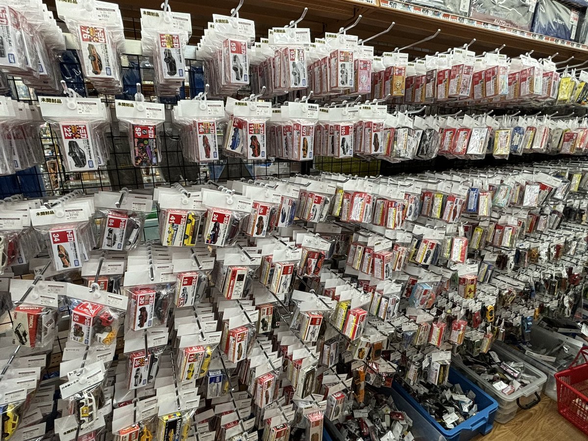 トミカラボ tweet media