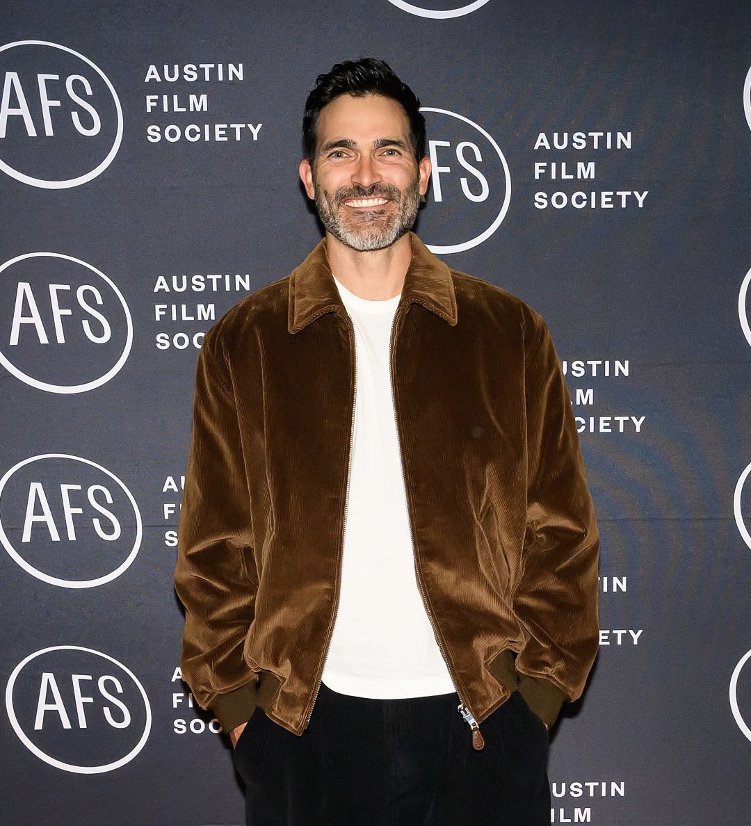 Tyler Hoechlin Archive tweet media