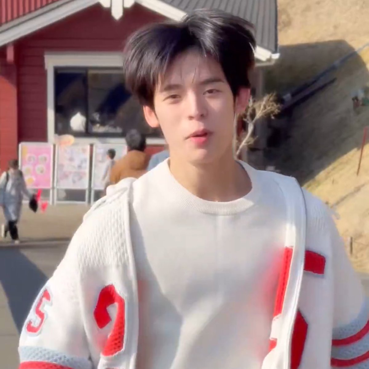 babepor^ིྀ tweet media