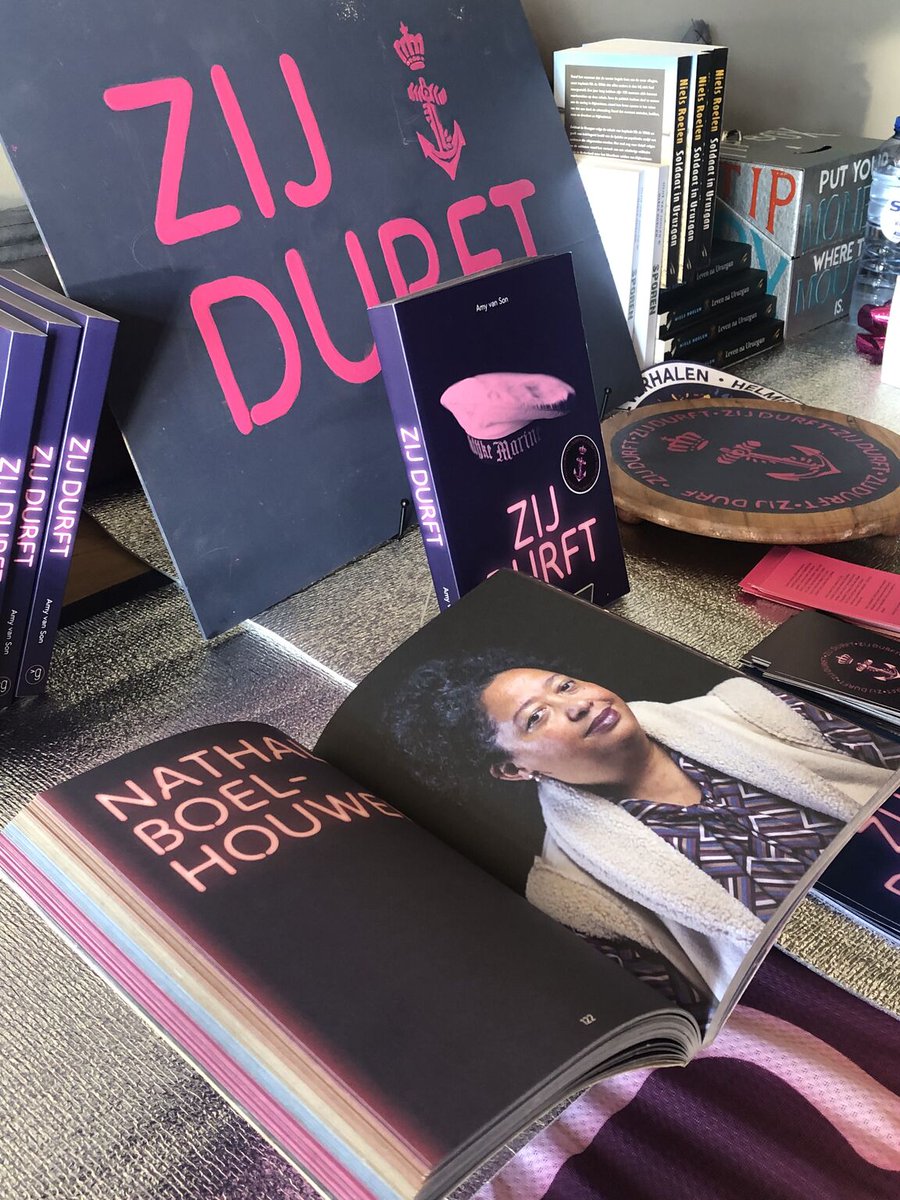 Helmen Vol Verhalen tweet media