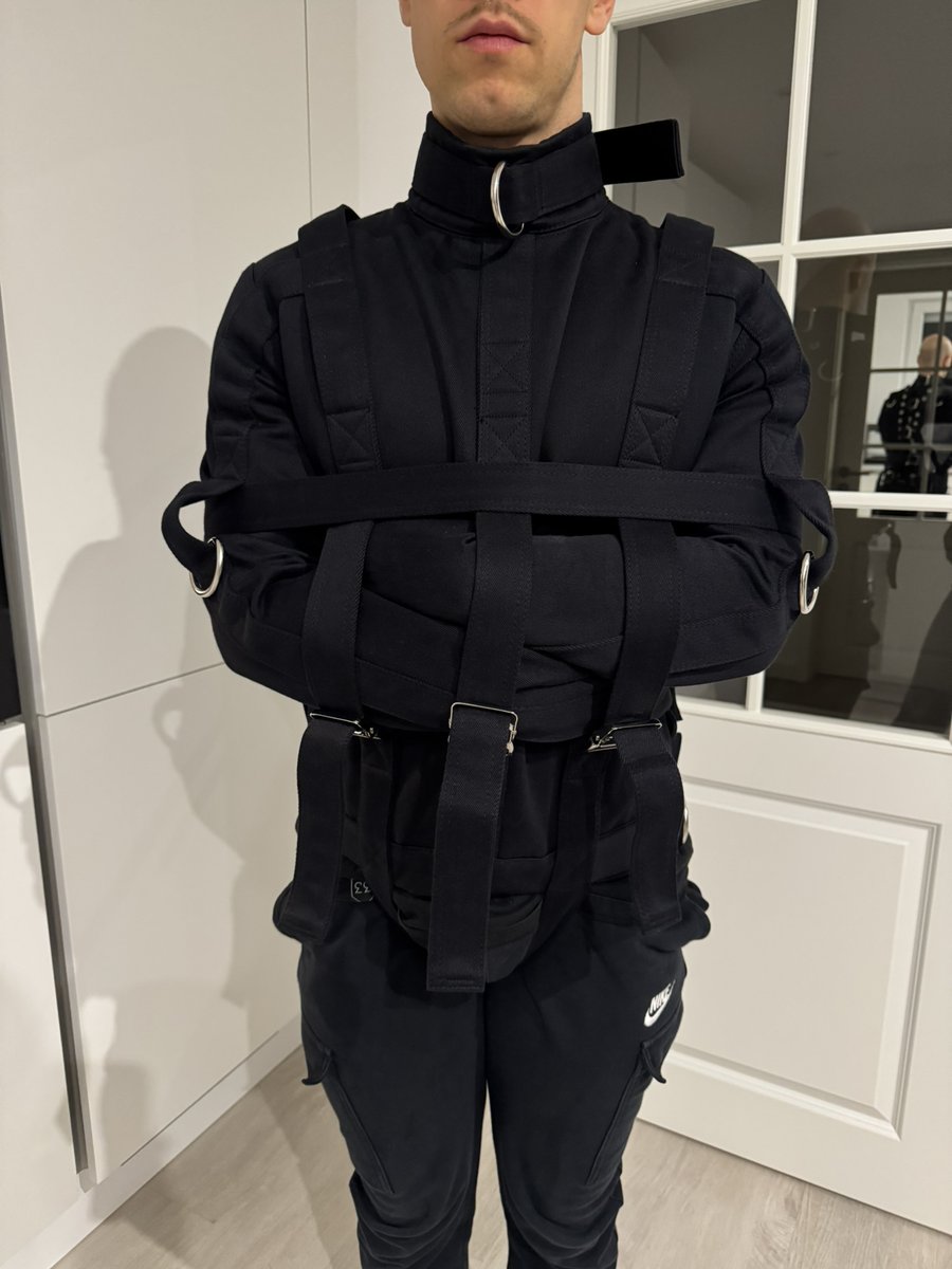 Cuckoldress Lina tweet media