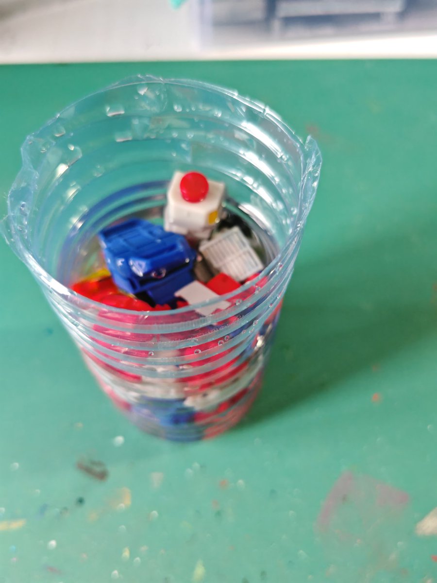 Charles987z tweet media