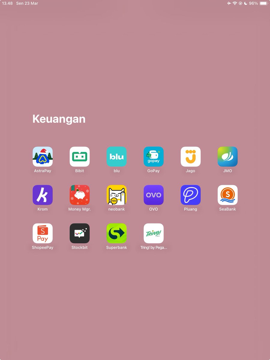 fairypink__'s tweet photo. ada lagi ga si finance apps yang oke buat dicobain? so far pake apps ini semua, yang jarang kepake cuma astrapay👀 https://t.co/JrnFpJqV9K