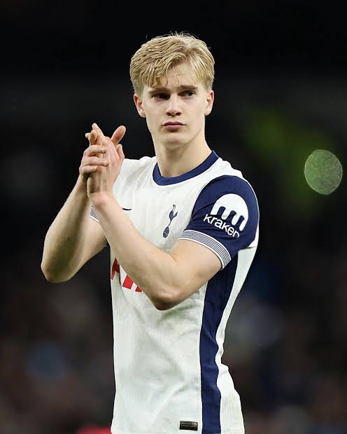 Nadjib FcB tweet media