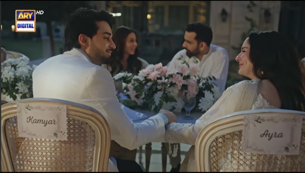 soniahundle's tweet photo. Did we make it?                        Yes we did! 

#MeriZindagiHaiTu #BilalAbbasKhan #HaniaAamir https://t.co/xjl9ztNy1k