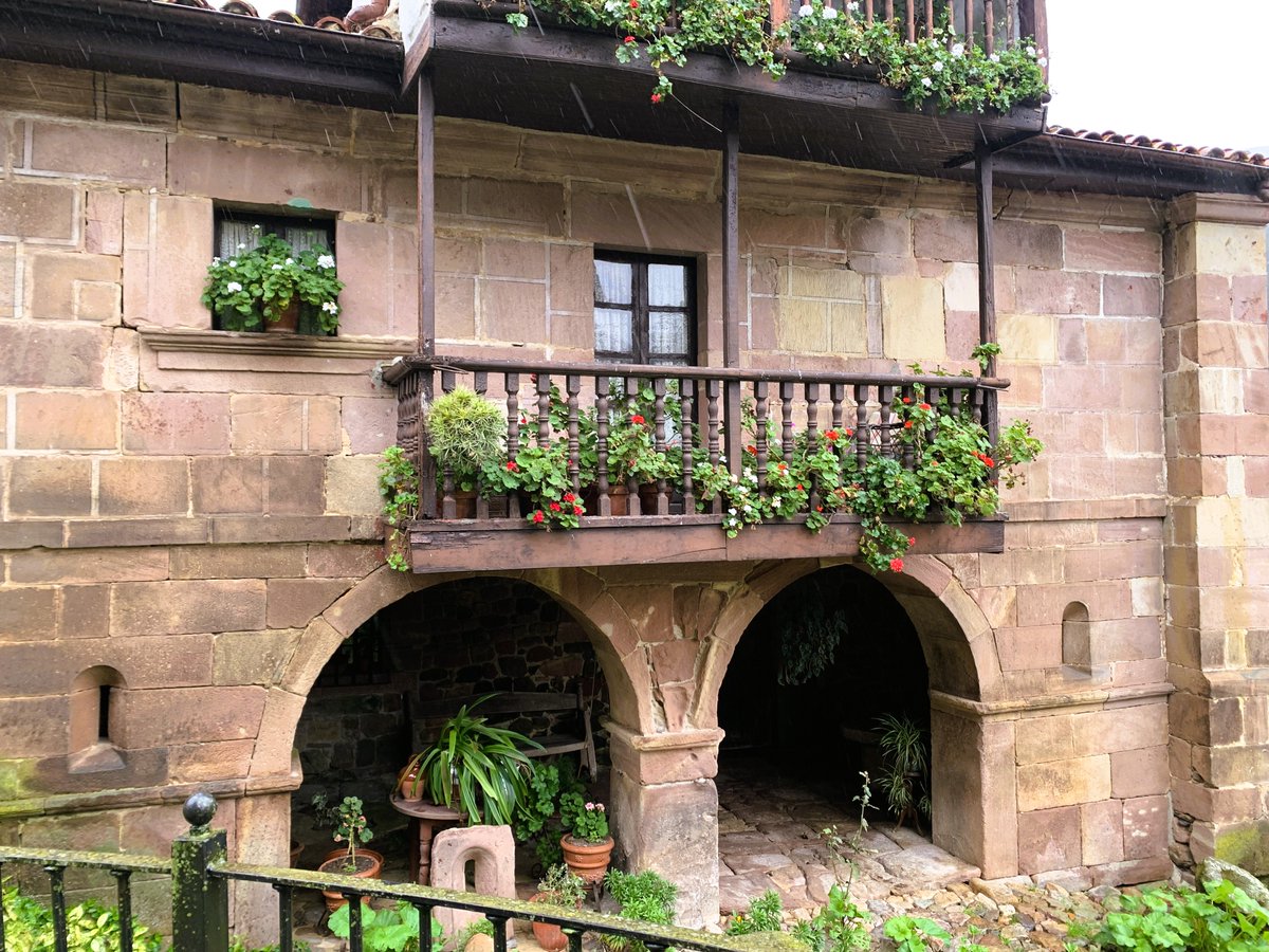Gabrielaespiral's tweet photo. "Porque existen
lugares
al margen
de la esfera habitual
del tiempo"

(Alberto Santamaría)

¡Buen lunes! https://t.co/eLm0kOgmjB