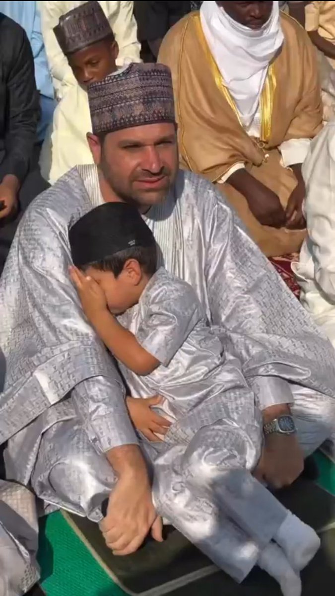 Social__Ustaxxx tweet media