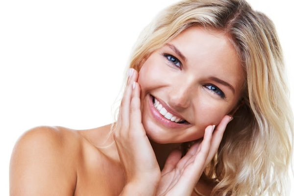thepriceiswight's tweet photo. Hovercraft Ultimate Flight Experience Trip | Pampering Treats including Eyelashes, Brows, Nails &amp; Facial - https://t.co/KrKRbgsWRU https://t.co/x0it31WSr9