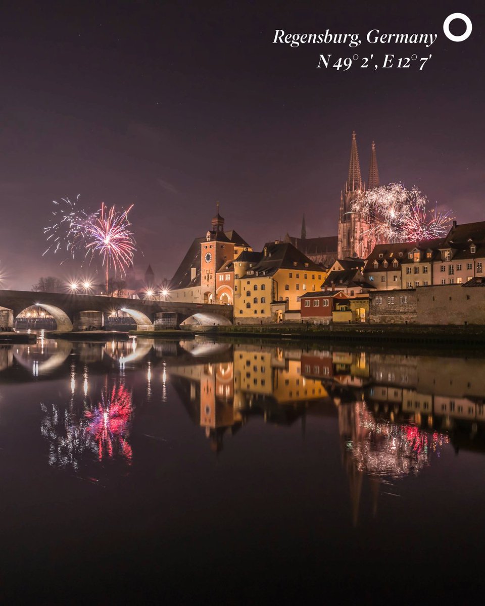 ScenicLuxury's tweet image. Celebrate #Christmas on board before welcoming the #NewYear in a beautiful European city - with our signature all-inclusive experience. Learn more about available 2026/2027 river cruises: ow.ly/Gb9y50YxpRh