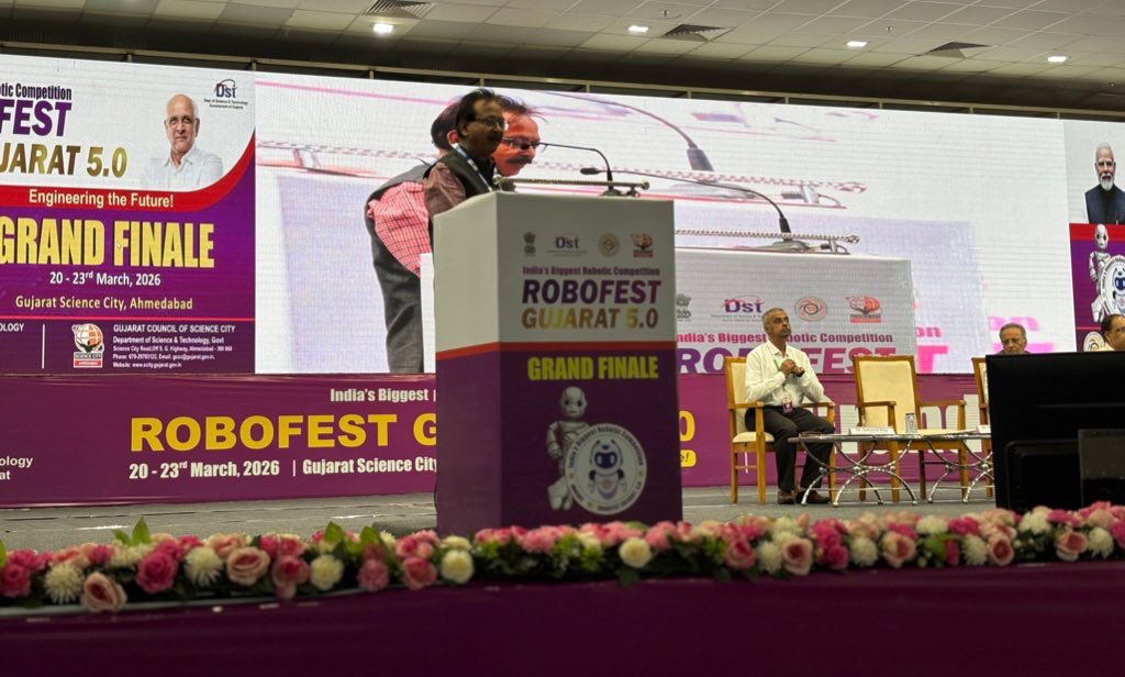 RSCBhavnagar's tweet photo. A powerful finale to an inspiring journey!
The grand finale of India’s biggest robotic competition #RoboFest5.0 marks the conclusion with its Valedictory Function, graced by Shri Arjun Modhwadia, Hon’ble Minister of S&T, Forest, Environment & Climate Change, Govt. of Gujarat. https://t.co/F72cXL7PIN