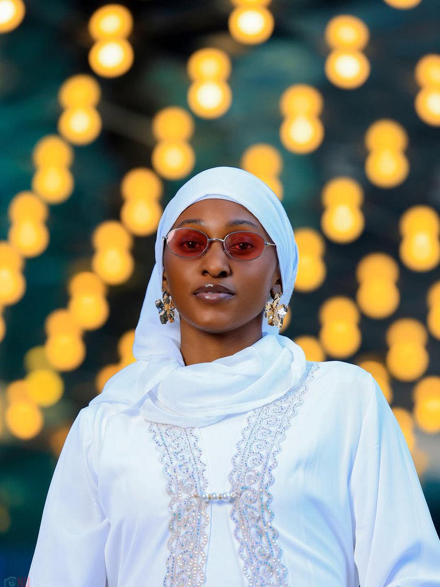 Howwebiz tweet media