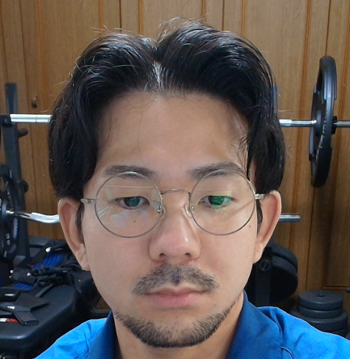 A_Marutake's tweet photo. すいません僕の写真をハンサムにしてくれませんか https://t.co/VVtSUWV6cd