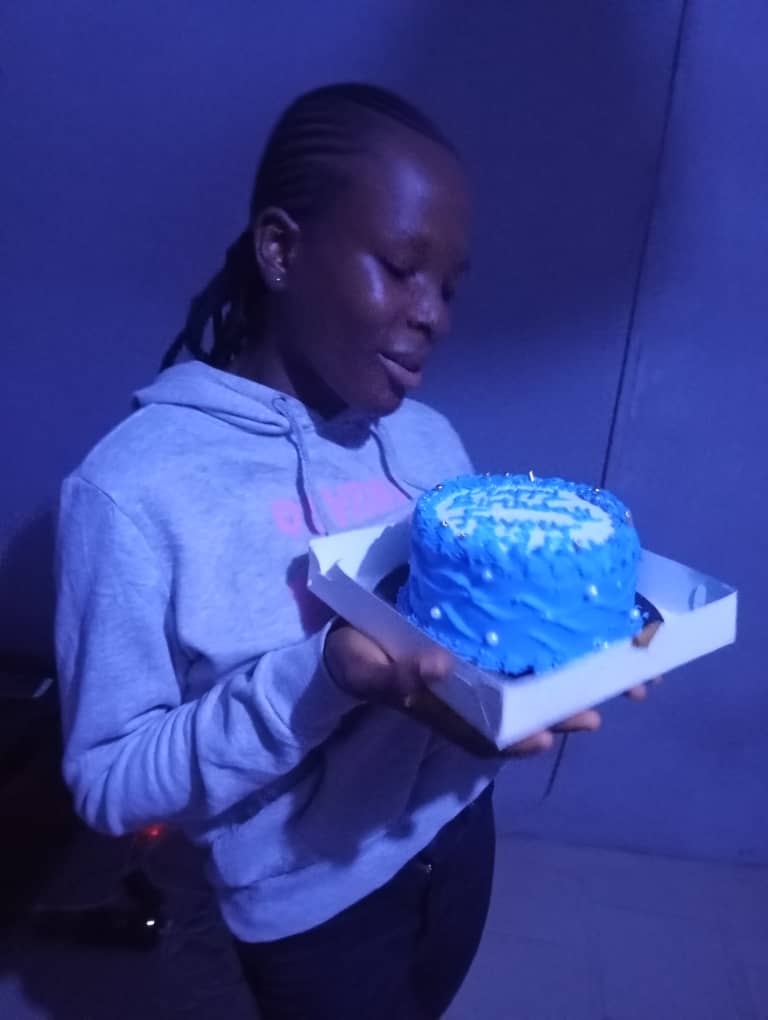 ExploreDebbie | Cakes • Chops • Gifts • Food Tray tweet media