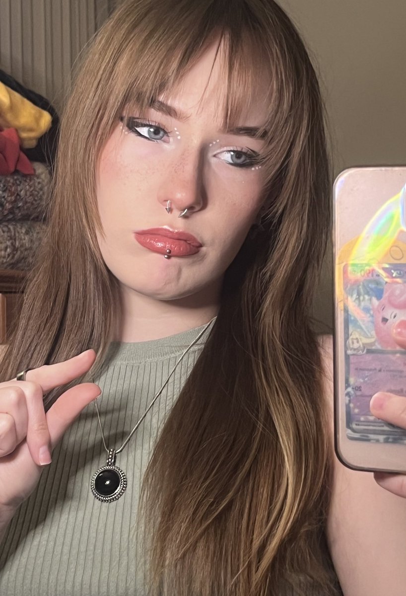 Goddess Vera tweet media