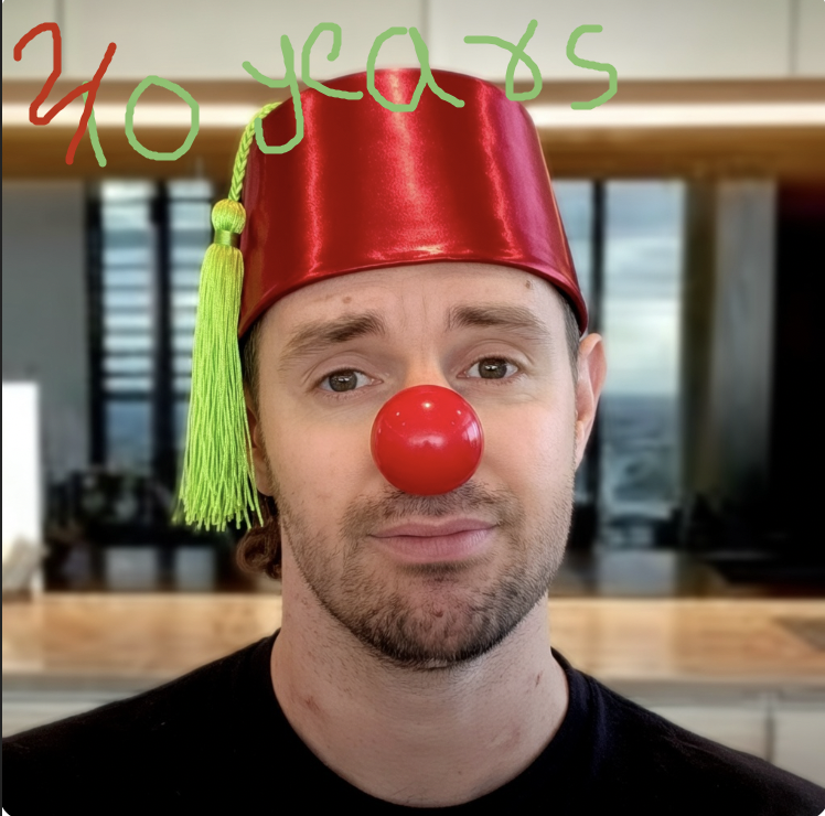 Tesla Full Self Jogging Bot🤖🏃🏽‍♂️ tweet media