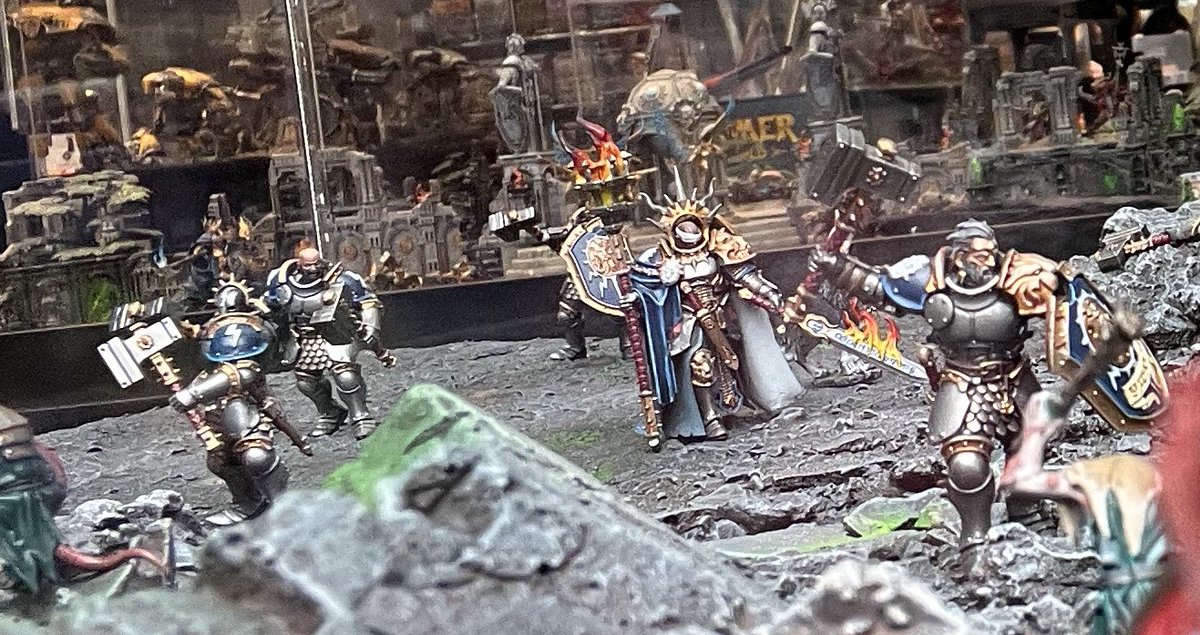 Warhammer Store & Café Tokyo tweet media