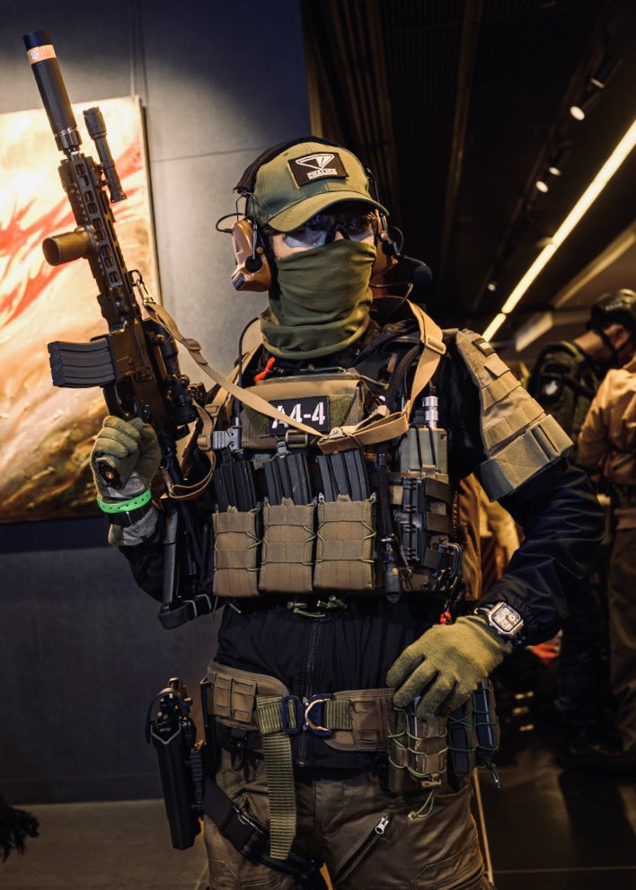 Taker 🧢🧤 Tactical Vtuber/Cosplayer tweet media